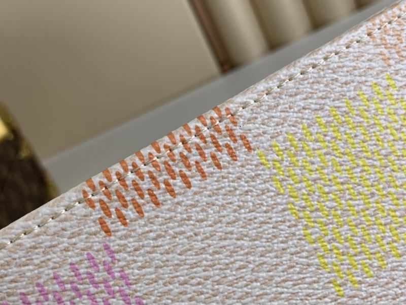 Louis Vuitton Clutch Bags